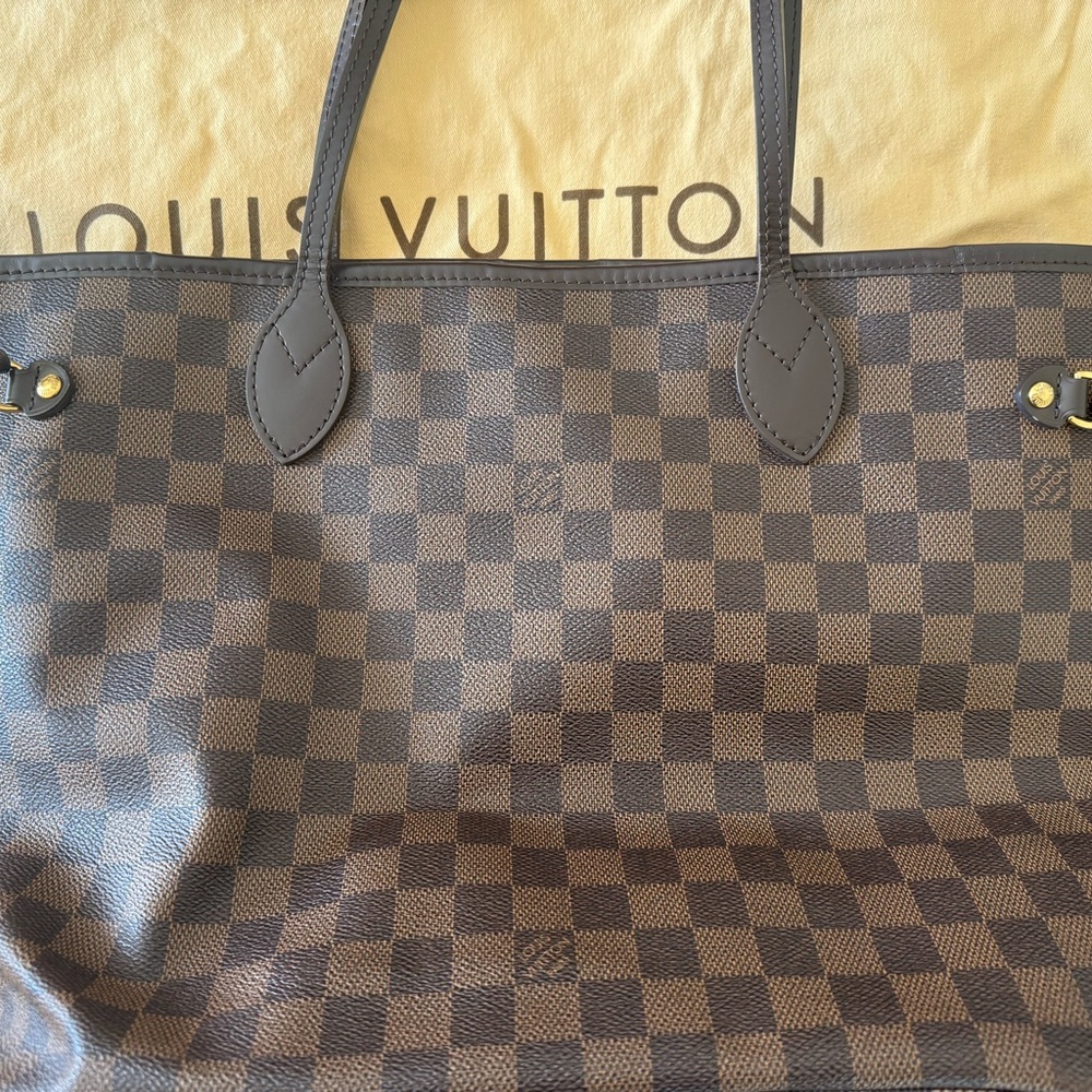 Louis Vuitton  Damier Ebene Neverfull MM